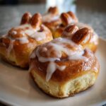 bunny cinnamon rolls easter