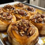 caramel pecan cinnamon rolls
