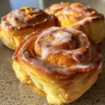 orange cinnamon rolls