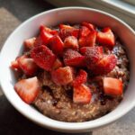 chocolate strawberry overnight oats
