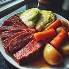 St Patrick's Day Meal: 7 Heartwarming Traditions to Savor